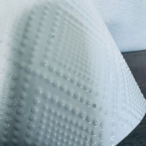 White Diamond Textured Planter Vase - Picture 2 of 3